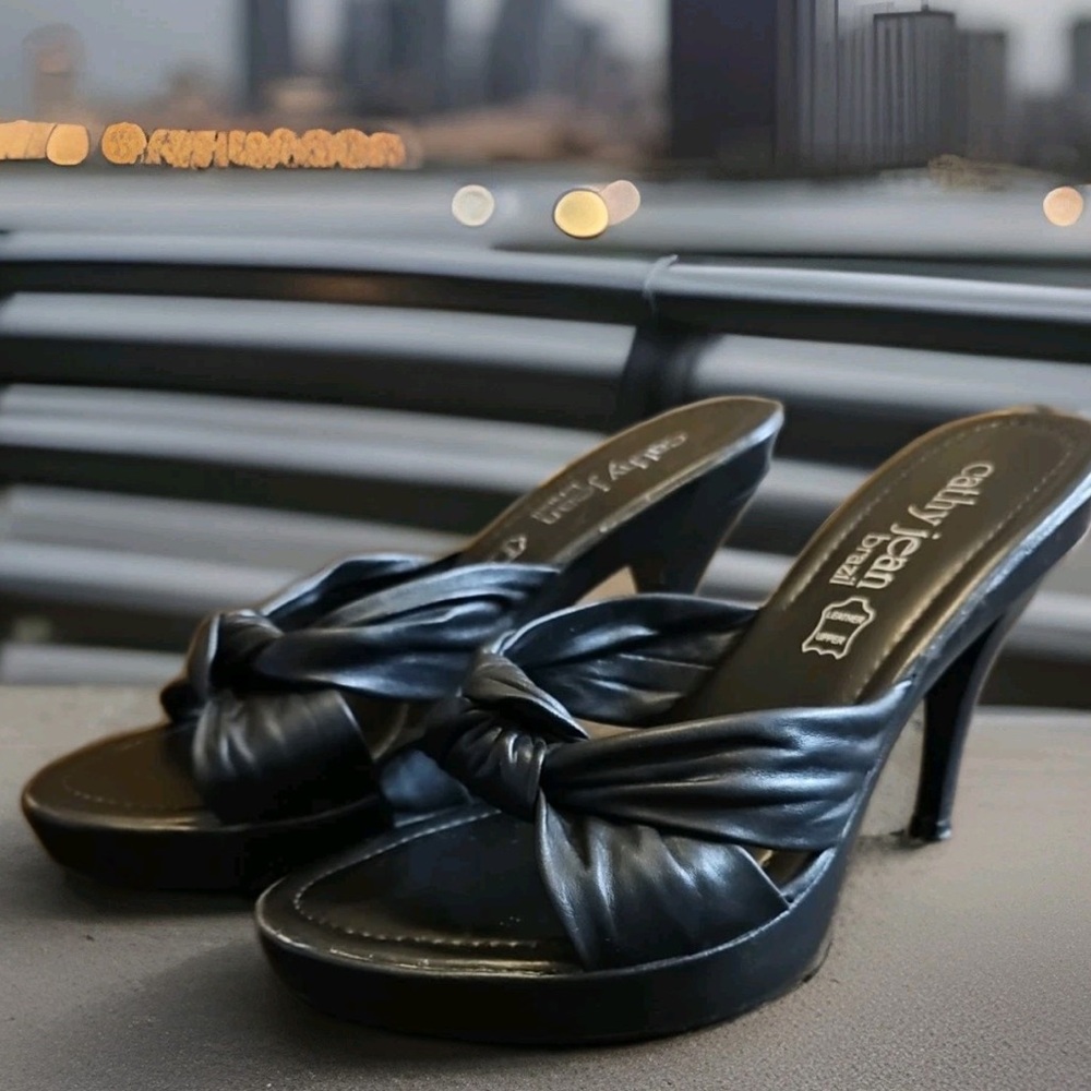2000 Cathy Jean Brazil Knotted Leather Heels☕️ - Picture 2 of 3